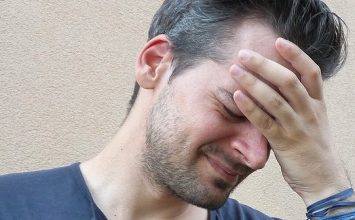 Vertigo Ganggu Rutinitasmu? Coba Cek 4 Hal Ini!