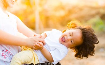 5 Hal yang Memengaruhi Perkembangan Si Kecil