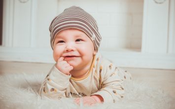 Bayi Tumbuh Gigi? Cobain Resep Es Krim Padat Gizi Berikut!