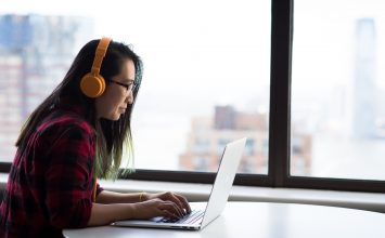 NIHL, Dampak Tersembunyi Penggunaan Headset