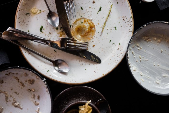 mengenal foodborne illnes akibat mikroba