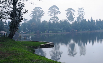 Indahnya Pesona Telaga Warna dan Telaga Saat