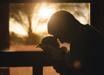 Pentingkah Menjemur Bayi Baru Lahir?
