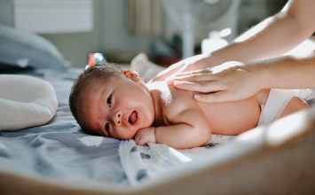 Mengapa Suntik Vitamin K Penting Bagi Bayi Baru Lahir?