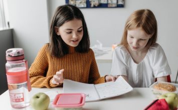 Tips Jaga Asupan Gizi Anak Usia Sekolah