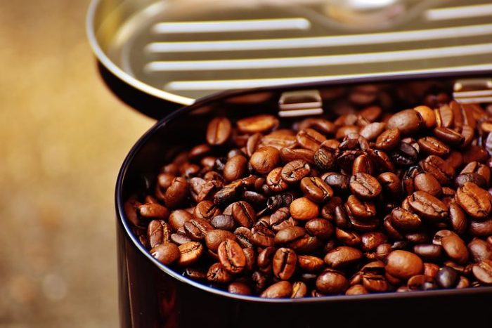 pembuataan sekaleng kopi