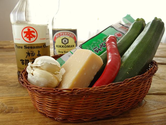 menggunakan minyak wijen