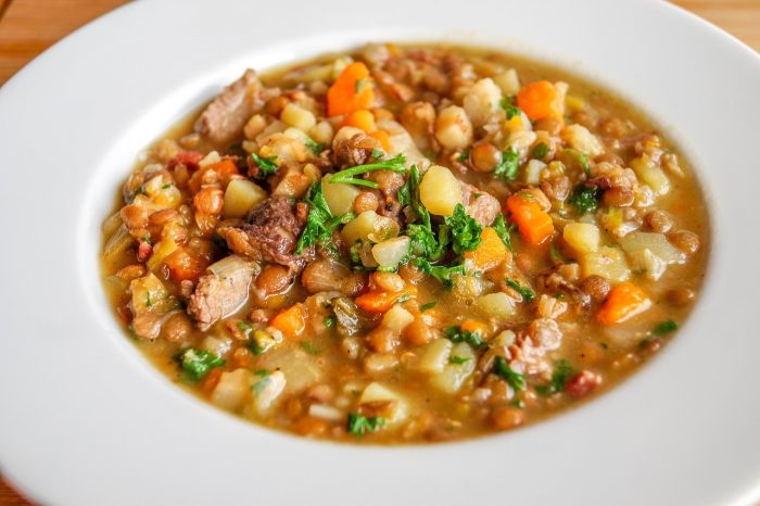 olahan sup kacang lentil