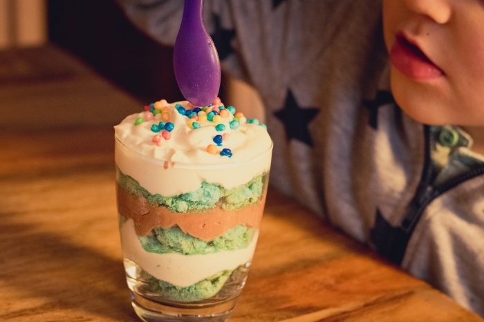 olahan es krim dari yoghurt dadih