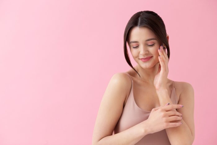 manfaat kecantikan akar manis