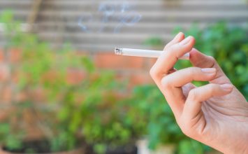 Rokok Bisa Jadi Penyebab Anak Stunting?